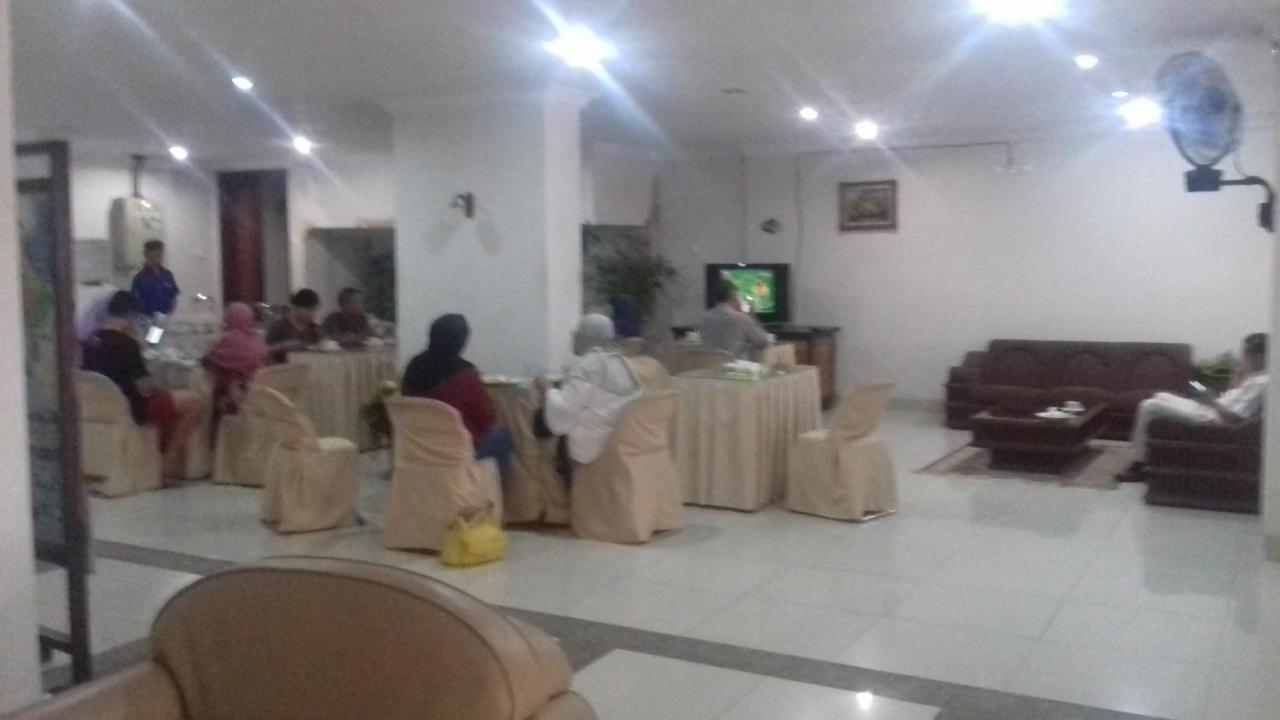 Hotel Garuda Syariah Padang  Bagian luar foto